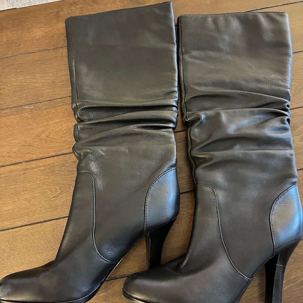 Sofft Black Leather Heeled Boots